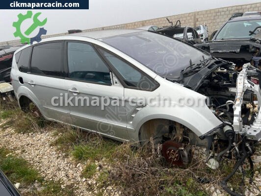 Ford S-Max Çamurluk çıkma parça