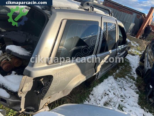 Jeep Grand Cherokee Çamurluk çıkma parça