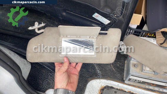 Ford Ka Güneşlik çıkma parça