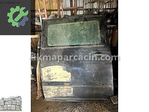 Volkswagen Transporter Sağ Kapı çıkma parça