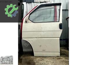 W TRANSPORTER T4 SOL KAPI