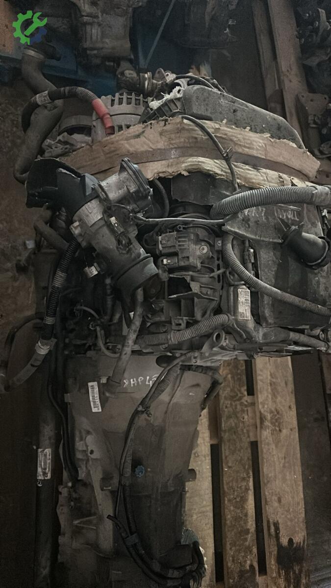 BMW X3 Sandık Motor çıkma parça