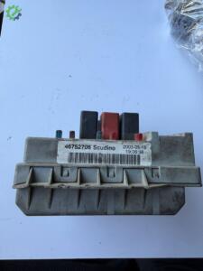 Fiat Doblo Çıkma İç Sigorta Kutusu OBD Tablası Orijinal – 46752706 Scudino – 2001/2005