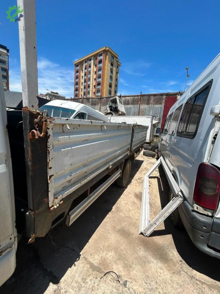 IVECO Daily Kamyonet Kasası çıkma parça