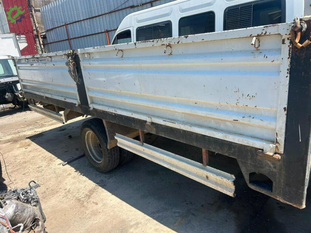IVECO Daily Kamyonet Kasası çıkma parça