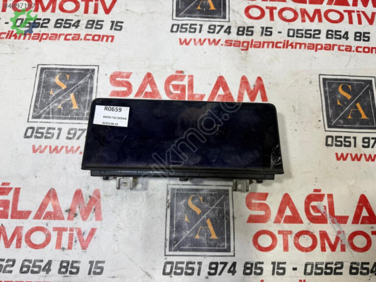 BMW Ekran çıkma parça