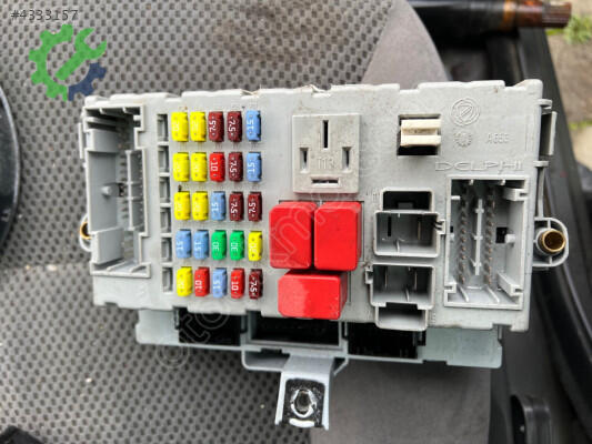 Fiat Croma Sigorta Kutusu 46846746 çıkma parça
