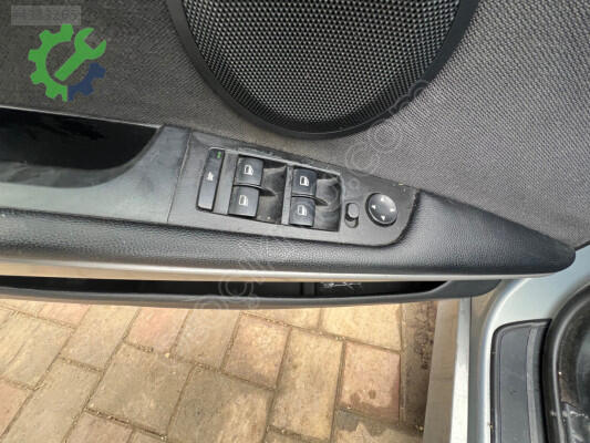 BMW X3 Torpido çıkma parça