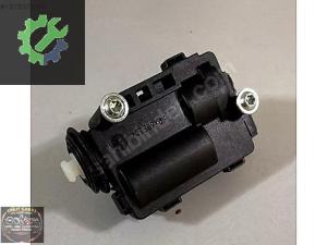 YAKIT DEPO KİLİT MOTORU CORSA D CORSA E ASTRA H GM 13208157