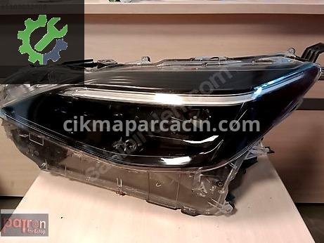 Toyota Yaris Sol Ön Far çıkma parça
