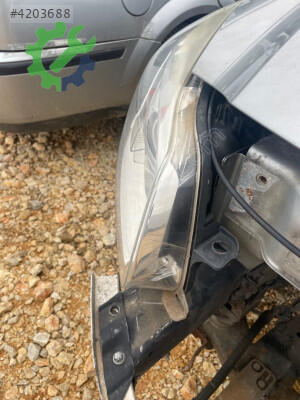 Opel Insignia Far (Sağ) çıkma parça