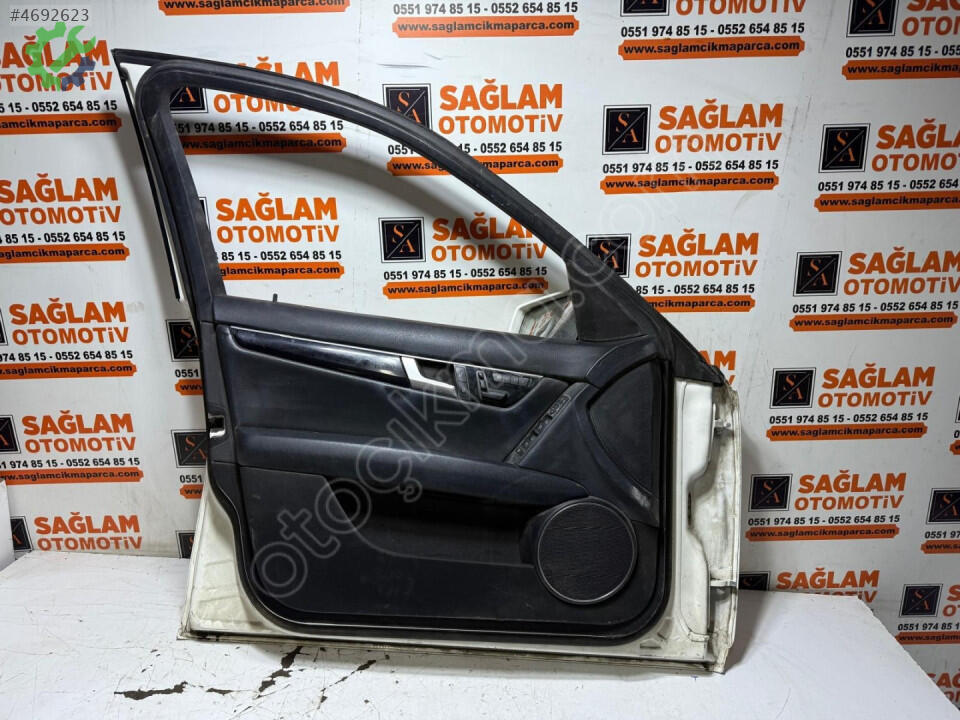 Mercedes-Benz C180 Sol Ön Kapı çıkma parça