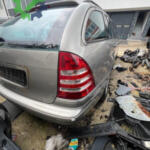 Mercedes-Benz C Serisi Çıkma Far