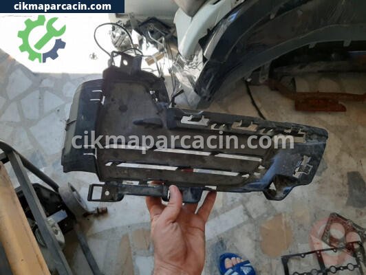 BMW X5 Tampon Izgarası çıkma parça