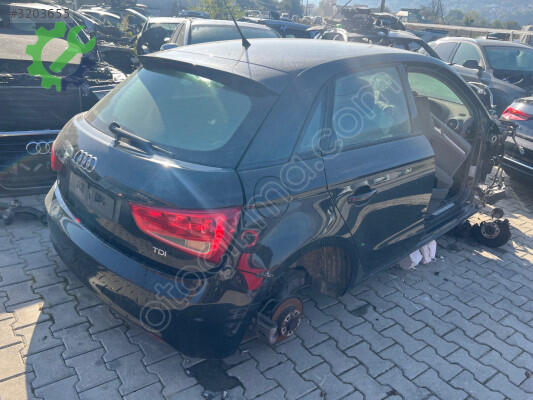 Audi A1 Tavan çıkma parça