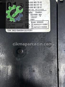 Mercedes-Benz C Serisi Radar Beyni A0009057502 çıkma parça