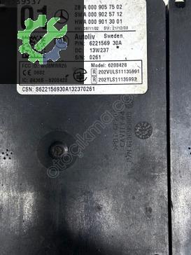 A0009057502 01 MERCEDES W204 W207 W212 KÖR NOKTA RADAR BEYNİ