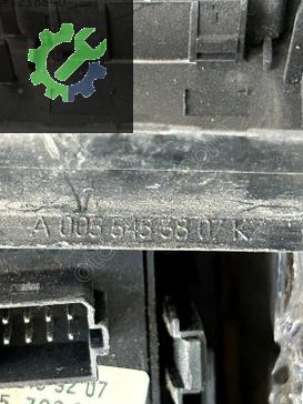 A0045458307KZ MERCEDES VİTO W638 SAĞ CAM DÜĞMESİ 1995-2003