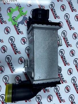 Audi A1 İntercooler 04E145785E çıkma parça