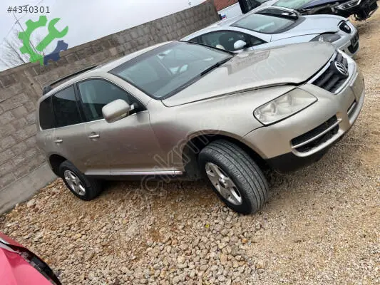 Volkswagen Touareg Far çıkma parça