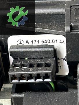 A1715402645 A1715402945 A1715400144 W211 W219 CLS SİYAL KOLU