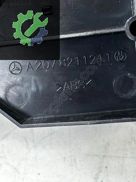 A2078211211 MERCEDES W207 ORTA KONSOL TORPİDO ORTA KAPAK