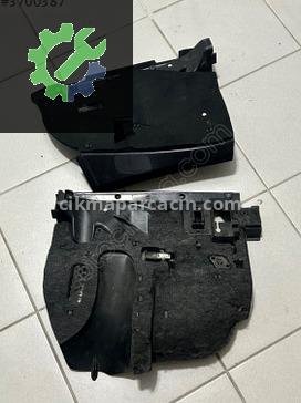 Mercedes-Benz E Serisi Havalandırma Izgaraları A2126801007 çıkma parça