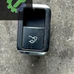 A2129056300 MERCEDES W212 W218 BAGAJ AÇMA DÜĞMESİ