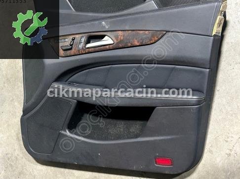 Mercedes-Benz CLS Kapı Döşemesi A2187600161 çıkma parça
