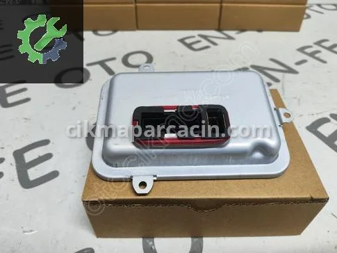 Mercedes-Benz S Serisi Far Beyni 2219000701 çıkma parça