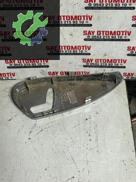 A2519184830 MERCEDES W164 ML GL SAĞ ÖN KOLTUK YAN PLASTİK KAPLAMA