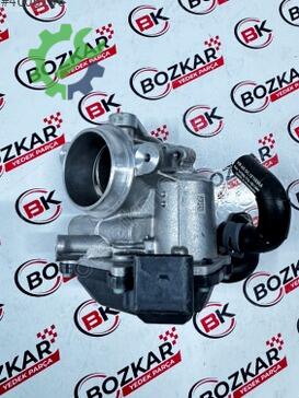 Audi A3 Gaz Kelebeği 04L128063T çıkma parça