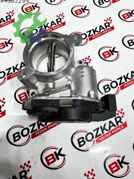 Volkswagen Golf Gaz Kelebeği 05L128063A çıkma parça