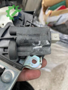 Volkswagen Passat Çıkma Bagaj Kilidi 4F5827505
