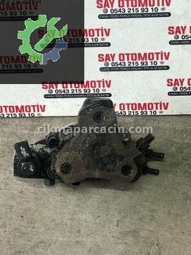 Mercedes-Benz 190 Mazot Pompası A6480700001 çıkma parça