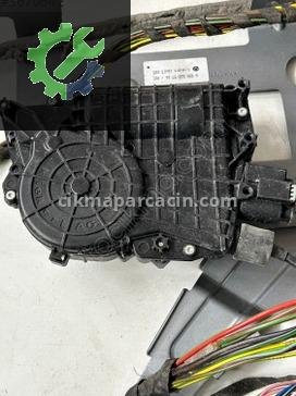 Mercedes-Benz Sprinter Kapı Kilidi A9064461232 çıkma parça