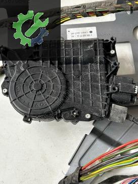 A9064461232 MERCEDES SPRINTER SÜRGÜLÜ KAPI KİLİDİ BEYNİ MOTORU