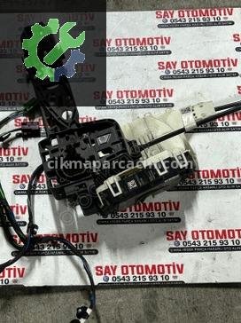 Mercedes-Benz Sprinter Kapı Kilidi A9077200300 çıkma parça