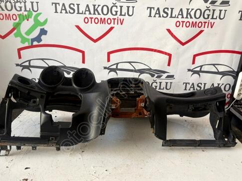 Alfa Romeo 156 Torpido çıkma parça