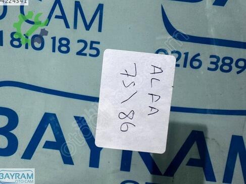 Alfa Romeo 75 Sol Ön Kapı Camı çıkma parça