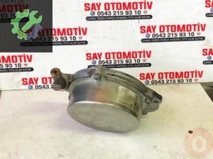 Amarok crafter 2.0 tdi fren vakumu çıkma 03L145100H