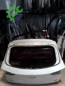 Opel Astra 2011-2022 Çıkma Bagaj Kapağı
