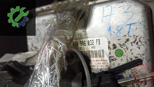 Audi A3 Alarm Beyni 06A906032FB0261207209 çıkma parça