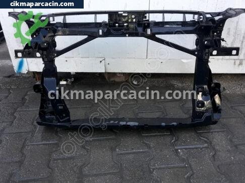 Audi A3 Ön Panel çıkma parça