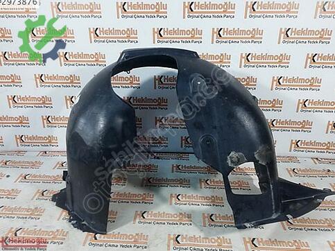 Audi A3 8V0821171 çıkma parça