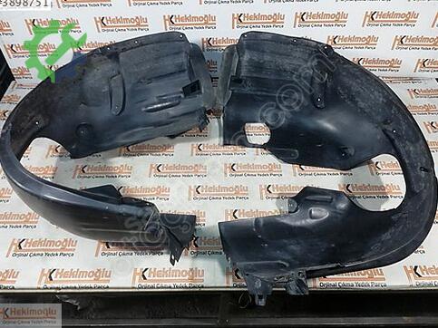 Audi A3 8V0821171 çıkma parça