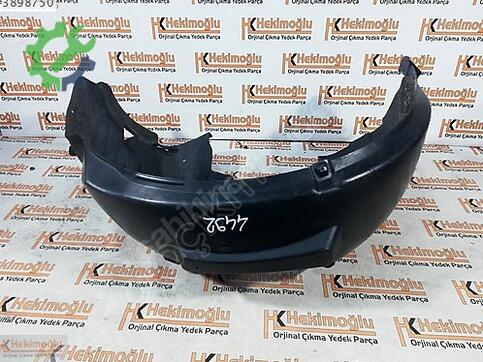 Audi A3 8V0821172 çıkma parça