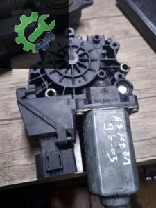 Audi A3 96 03 model sağ ön cam kaldırma motoru
