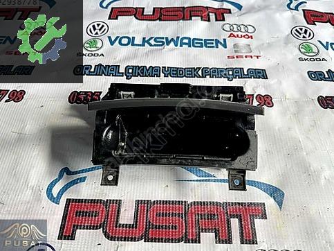 AUDİ A3 ÇIKMA ORJİNAL KÜLLÜK KONSOL 8P0857951 2004-2008