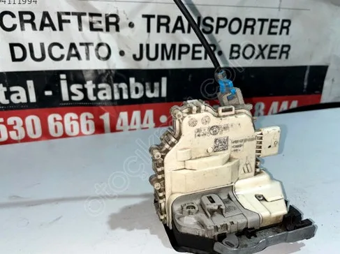 Audi A3 Sağ Arka Kapı çıkma parça